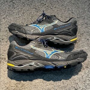 Mizuno wave cabrakan 2